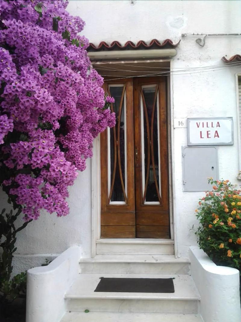 Villa Lea Viareggio Exterior photo